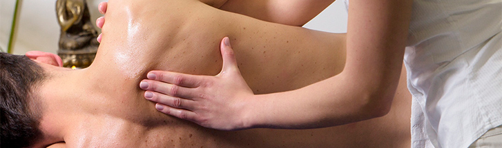 Imagen de un tratamiento de fisioterapia para la capsulitis adhesiva u hombro congelado en Madrid